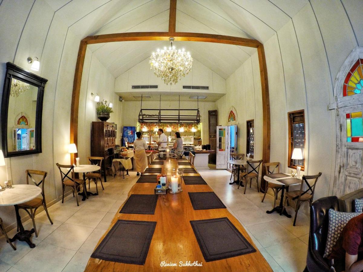 Tharaburi Resort Sukhothai Exterior foto